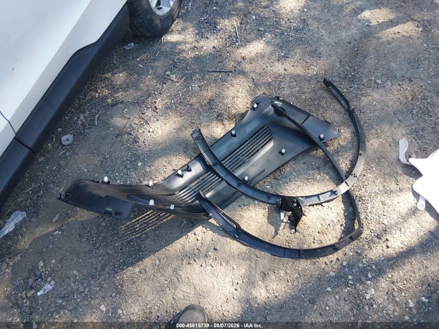 Tesla Model Y 2024 7SAYGDED8RF151154 Image 20