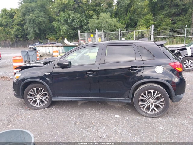 45815742 :رقم المزاد ، JA4AP3AU0HZ045329 vin ، 2017 Mitsubishi Outlander Sport 2.0 Es/2.0 Le مزاد بيع