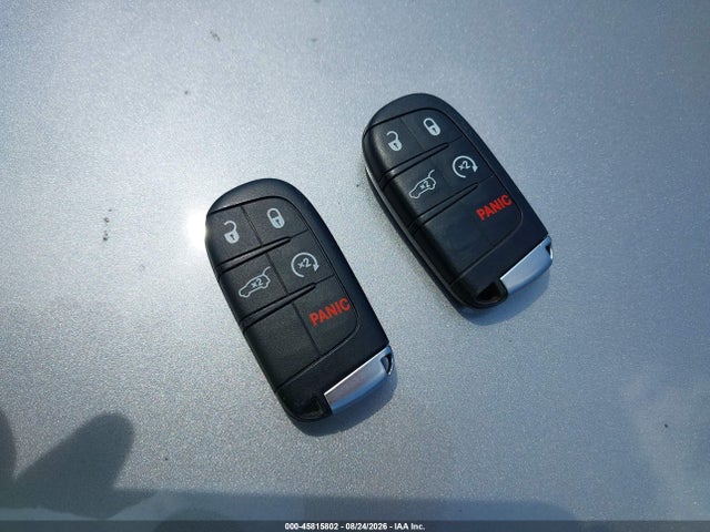 Продаж на аукціоні авто 2021 Jeep Grand Cherokee Laredo X 4x4, vin: 1C4RJFAG1MC552422, номер лоту: 45815802