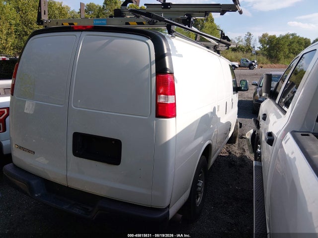 45815831 :رقم المزاد ، 1GCWGAFP4M1309289 vin ، 2021 Chevrolet Express Cargo Rwd 2500 Regular Wheelbase Wt مزاد بيع