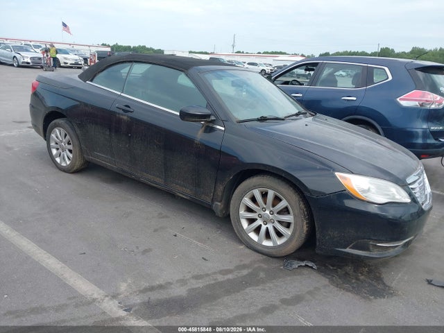 2011 Chrysler 200 Touring მანქანა იყიდება აუქციონზე, vin: 1C3BC2EG4BN529818, აუქციონის ნომერი: 45815848