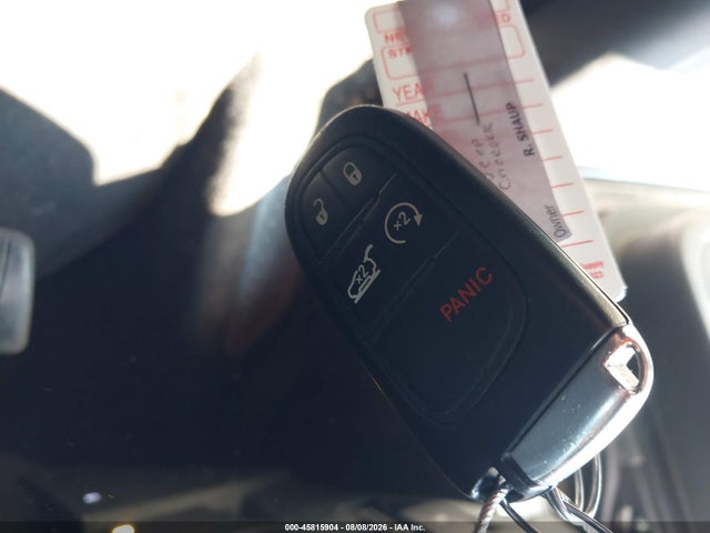 2015 Jeep Cherokee Latitude მანქანა იყიდება აუქციონზე, vin: 1C4PJMCS7FW625050, აუქციონის ნომერი: 45815904