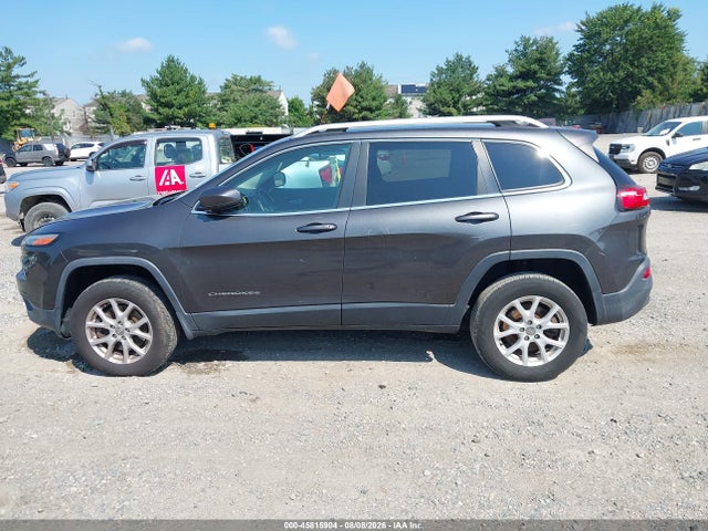 2015 Jeep Cherokee Latitude მანქანა იყიდება აუქციონზე, vin: 1C4PJMCS7FW625050, აუქციონის ნომერი: 45815904