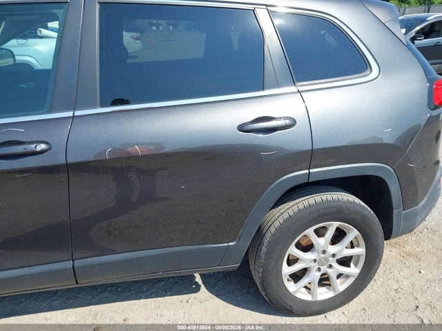 2015 Jeep Cherokee Latitude მანქანა იყიდება აუქციონზე, vin: 1C4PJMCS7FW625050, აუქციონის ნომერი: 45815904