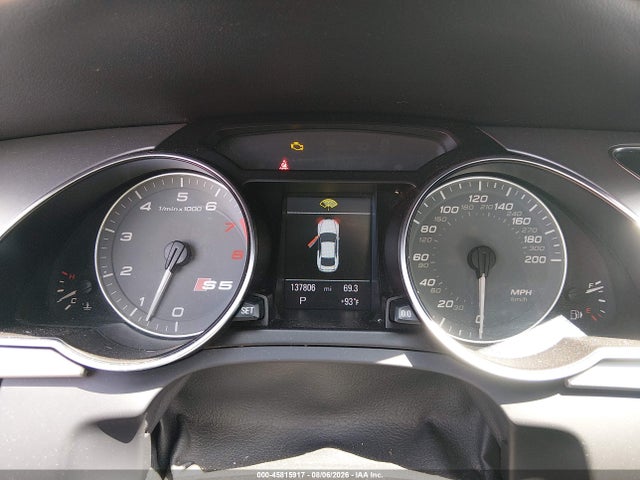 Продажа на аукционе авто 2011 Audi S5 4.2 Premium Plus, vin: WAUVVAFR5BA082711, номер лота: 45815917