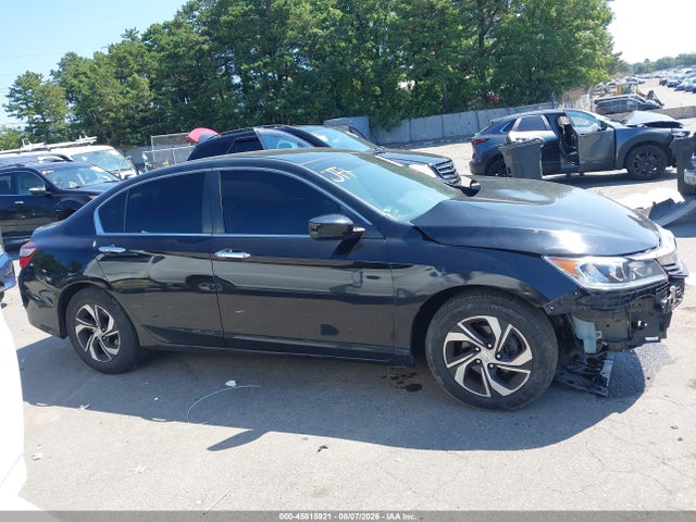 45815921 :رقم المزاد ، 1HGCR2F3XGA000691 vin ، 2016 Honda Accord Lx مزاد بيع