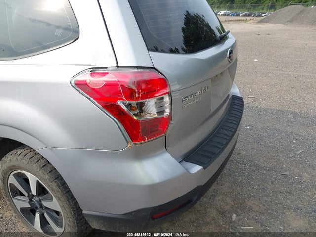 2015 Subaru Forester 2.5i მანქანა იყიდება აუქციონზე, vin: JF2SJAAC5FG573627, აუქციონის ნომერი: 45815932