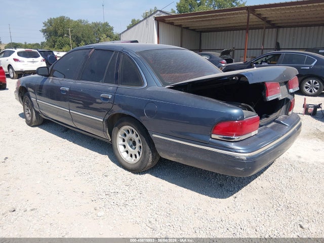 Продаж на аукціоні авто 1997 Ford Crown Victoria Lx, vin: 2FALP74W6VX228308, номер лоту: 45815953