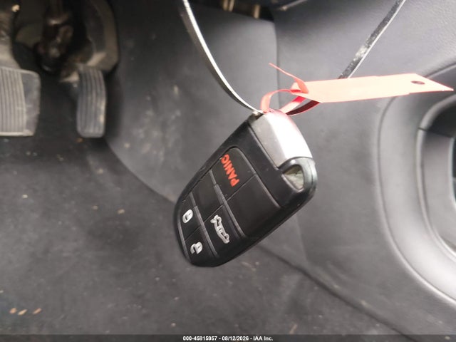 45815957 :رقم المزاد ، 1C3CCCAB7GN191410 vin ، 2016 Chrysler 200 Limited Platinum مزاد بيع