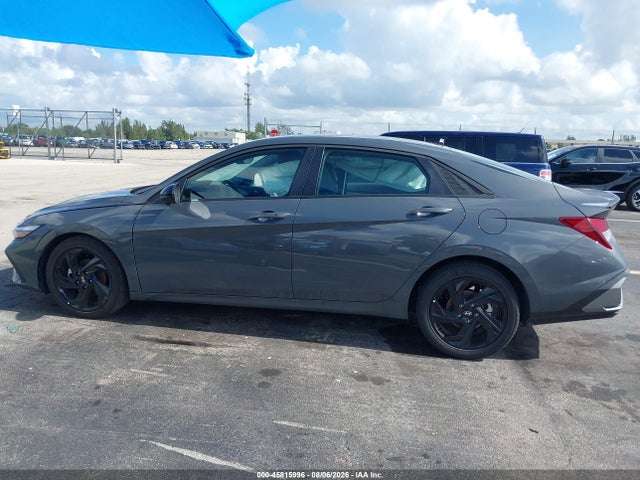 2026 Hyundai Elantra Sel Sport მანქანა იყიდება აუქციონზე, vin: KMHLM4DG5TU176793, აუქციონის ნომერი: 45815996