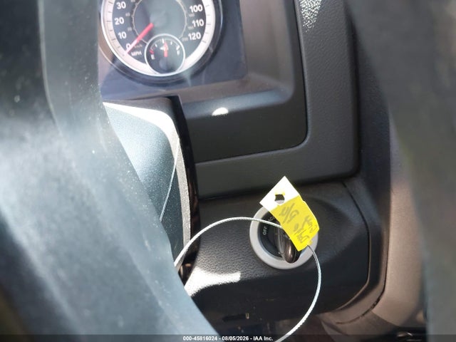 45816024 :رقم المزاد ، 3C6RR7KT7JG123666 vin ، 2018 Ram 1500 Express  4x4 5'7 Box مزاد بيع