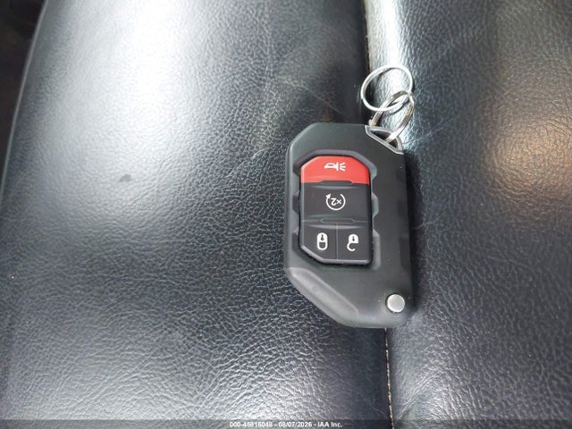 45816048 :رقم المزاد ، 1C4HJXEG5KW575533 vin ، 2019 Jeep Wrangler Unlimited Moab 4x4 مزاد بيع