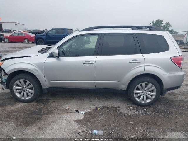45816088 :رقم المزاد ، JF2SHAEC5BH709975 vin ، 2011 Subaru Forester 2.5x Limited مزاد بيع