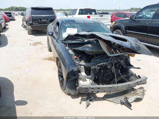 45816137 :رقم المزاد ، 2C3CDZBT7GH218301 vin ، 2016 Dodge Challenger R/t Plus مزاد بيع