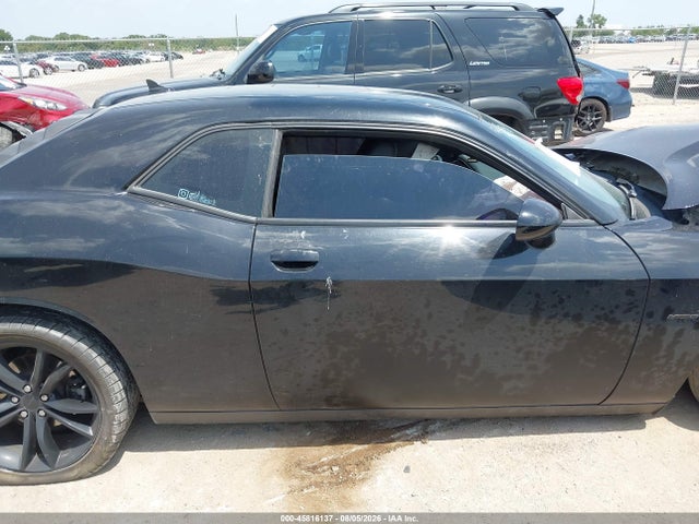 45816137 :رقم المزاد ، 2C3CDZBT7GH218301 vin ، 2016 Dodge Challenger R/t Plus مزاد بيع