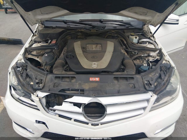 2012 Mercedes-benz C 300 Sport 4matic მანქანა იყიდება აუქციონზე, vin: WDDGF8BB2CF915644, აუქციონის ნომერი: 45816148