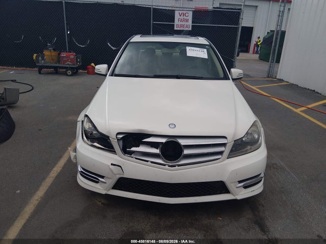 2012 Mercedes-benz C 300 Sport 4matic მანქანა იყიდება აუქციონზე, vin: WDDGF8BB2CF915644, აუქციონის ნომერი: 45816148