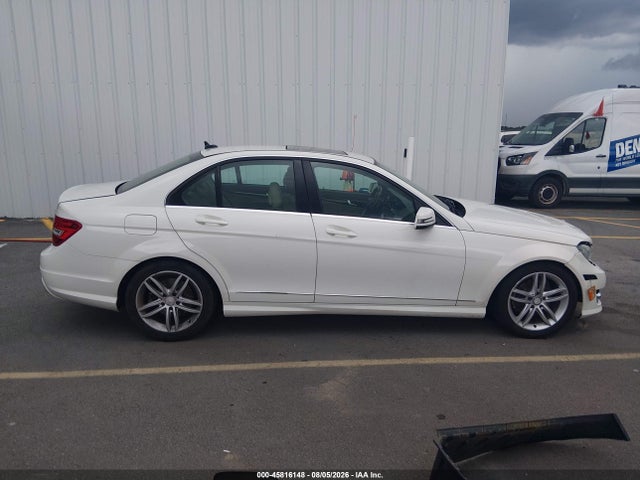 2012 Mercedes-benz C 300 Sport 4matic მანქანა იყიდება აუქციონზე, vin: WDDGF8BB2CF915644, აუქციონის ნომერი: 45816148