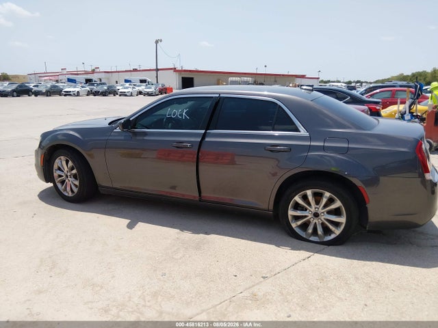 Aukcja sprzedaży 2015 Chrysler 300 Limited, vin: 2C3CCARG6FH781819, numer aukcji: 45816213