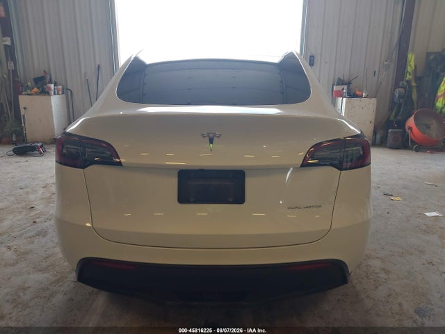 Продаж на аукціоні авто 2023 Tesla Model Y Awd/long Range Dual Motor All-wheel Drive, vin: 7SAYGDEE7PF619509, номер лоту: 45816225