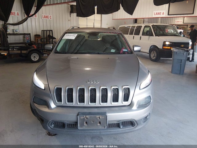 Продаж на аукціоні авто 2018 Jeep Cherokee Latitude 4x4, vin: 1C4PJMCB2JD559284, номер лоту: 45816242