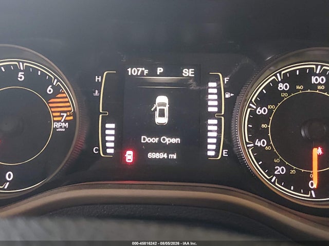 Продаж на аукціоні авто 2018 Jeep Cherokee Latitude 4x4, vin: 1C4PJMCB2JD559284, номер лоту: 45816242