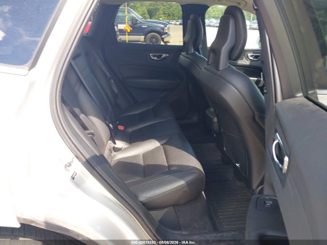 Продаж на аукціоні авто 2018 Volvo Xc60 T6 Momentum, vin: LYVA22RK7JB101040, номер лоту: 45816253