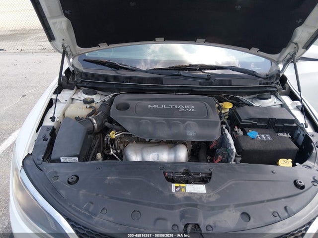 Chrysler 200 Limited 2015 1C3CCCAB0FN753632 Image 10