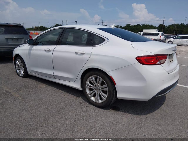 Chrysler 200 Limited 2015 1C3CCCAB0FN753632 Image 3
