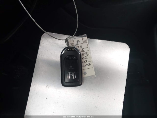 Продаж на аукціоні авто 2018 Honda Pilot Touring, vin: 5FNYF6H95JB006404, номер лоту: 45816309