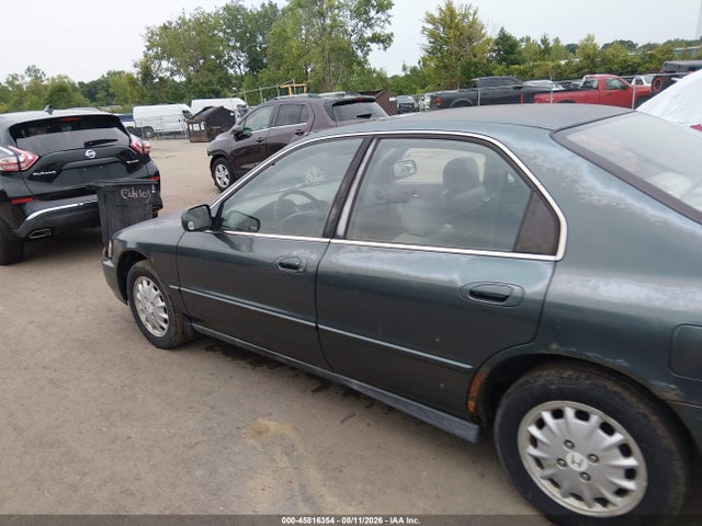 1996 Honda Accord Ex მანქანა იყიდება აუქციონზე, vin: 1HGCD5664TA148730, აუქციონის ნომერი: 45816354