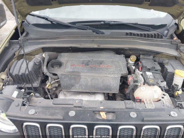 Продаж на аукціоні авто 2015 Jeep Renegade Latitude, vin: ZACCJABTXFPB86284, номер лоту: 45816368