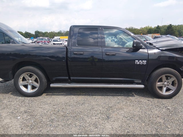 2017 Ram 1500 Express  4x4 6'4 Box მანქანა იყიდება აუქციონზე, vin: 1C6RR7FG1HS596432, აუქციონის ნომერი: 45816388
