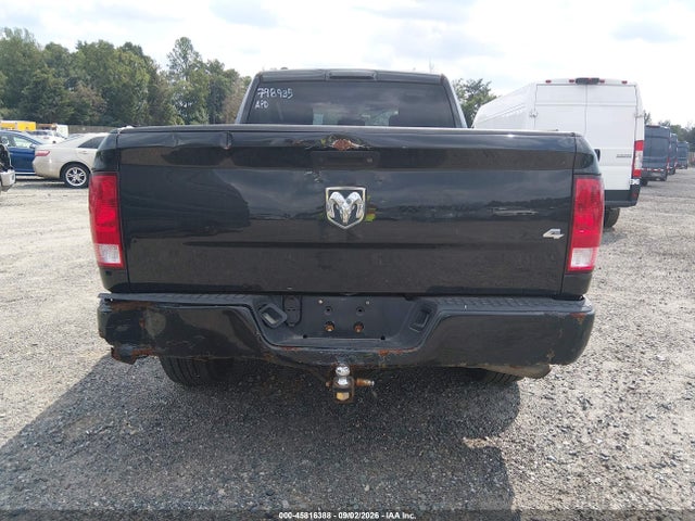 2017 Ram 1500 Express  4x4 6'4 Box მანქანა იყიდება აუქციონზე, vin: 1C6RR7FG1HS596432, აუქციონის ნომერი: 45816388