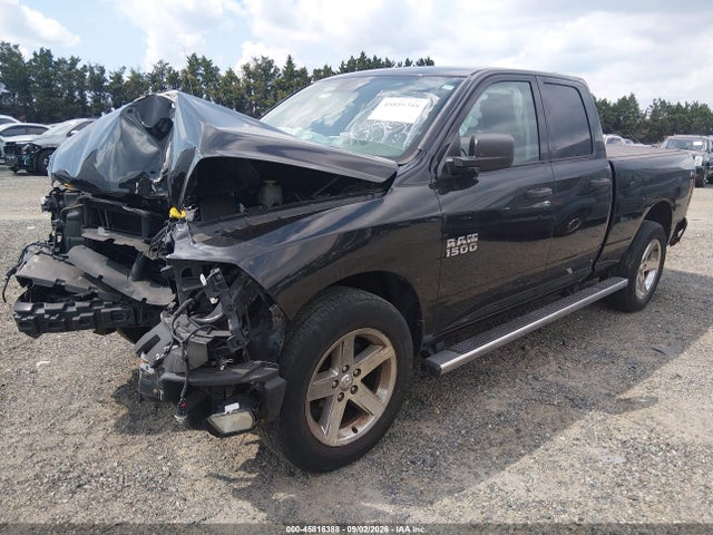 2017 Ram 1500 Express  4x4 6'4 Box მანქანა იყიდება აუქციონზე, vin: 1C6RR7FG1HS596432, აუქციონის ნომერი: 45816388
