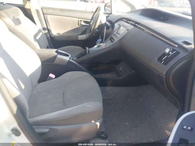 45816396 :رقم المزاد ، JTDKN3DU7D5579568 vin ، 2013 Toyota Prius Three مزاد بيع