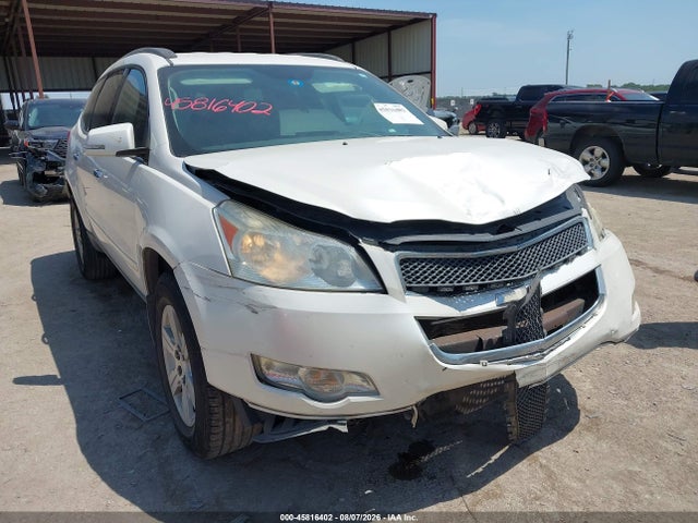 45816402 :رقم المزاد ، 1GNKRGED1BJ172724 vin ، 2011 Chevrolet Traverse Lt W/1lt مزاد بيع