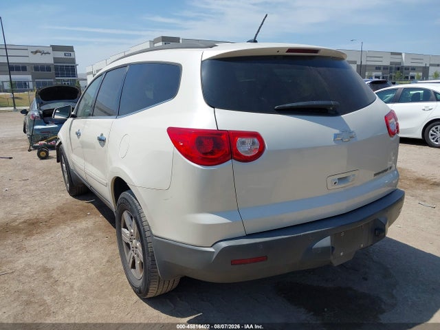45816402 :رقم المزاد ، 1GNKRGED1BJ172724 vin ، 2011 Chevrolet Traverse Lt W/1lt مزاد بيع