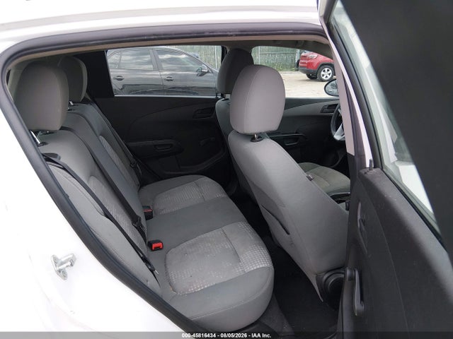 Chevrolet Sonic Lt Auto 2017 1G1JG6SH9H4173227 Image 8