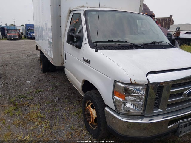 45816439 :رقم المزاد ، 1FDXE4FS6ADB00187 vin ، 2010 Ford E-450 Cutaway مزاد بيع