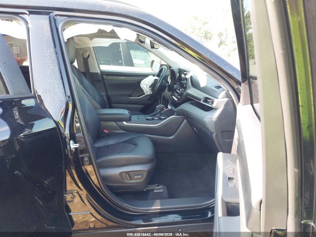 Продажа на аукционе авто 2025 Toyota Highlander Hybrid Xle Nightshade, vin: 5TDKBRCH2SS677690, номер лота: 45816442