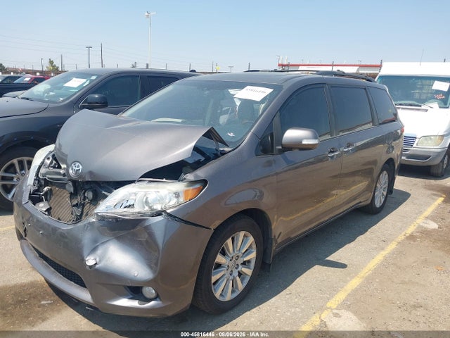 45816446 :رقم المزاد ، 5TDDK3DC7DS067909 vin ، 2013 Toyota Sienna Limited 7 Passenger مزاد بيع