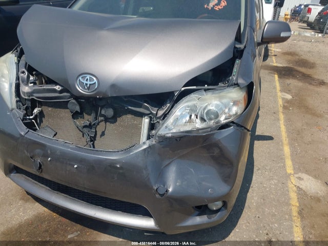 45816446 :رقم المزاد ، 5TDDK3DC7DS067909 vin ، 2013 Toyota Sienna Limited 7 Passenger مزاد بيع