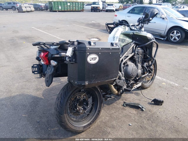 Triumph Motorcycle Explorer Xcx 2018 SMTF43XB9JJ882578 Image 4