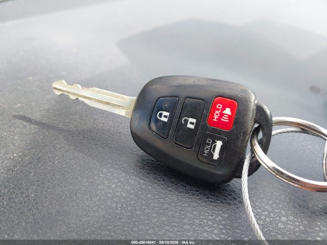 5YFBURHE4JP841733 Toyota COROLLA SE