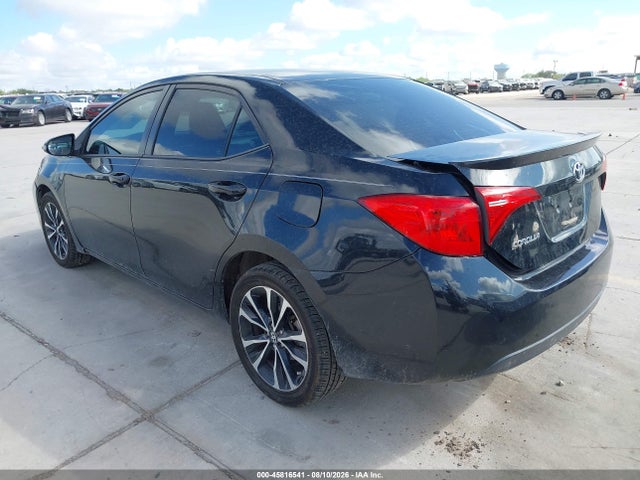 Toyota COROLLA SE 2018 5YFBURHE4JP841733 Image 3
