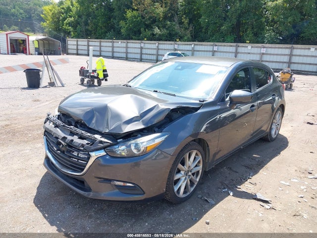 45816553 :رقم المزاد ، 3MZBN1L77HM108856 vin ، 2017 Mazda Mazda3 Touring مزاد بيع