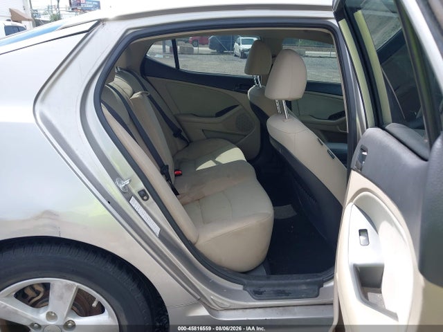 KIA Optima Lx 2015 KNAGM4A72F5572542 Image 8