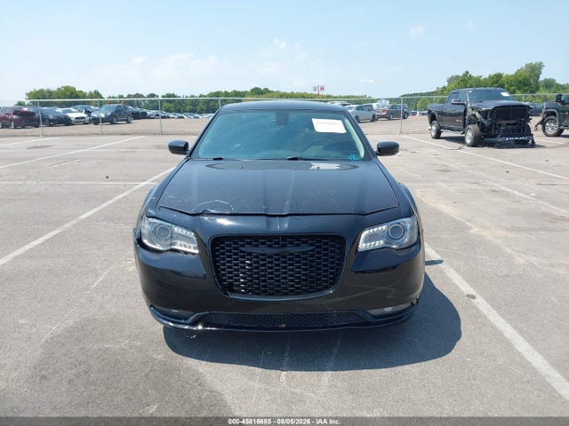 Aukcja sprzedaży 2015 Chrysler 300c, vin: 2C3CCAET3FH922171, numer aukcji: 45816685