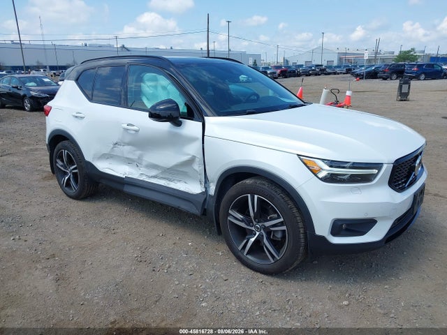 Продажа на аукционе авто 2022 Volvo Xc40 T5 R-design, vin: YV4162UM3N2742851, номер лота: 45816728